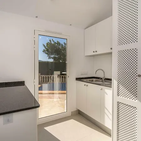 Rafalet Villa *